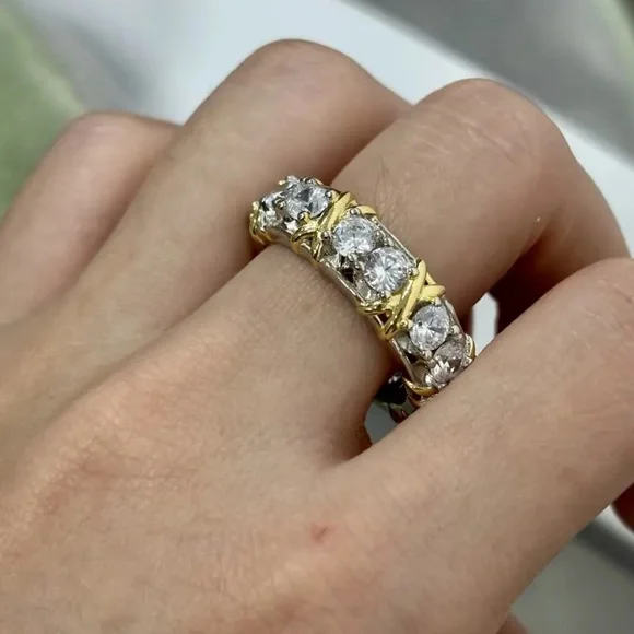 NWT Luxury 16-stone Ring white sapphire gold and platinum - Picture 7 of 10